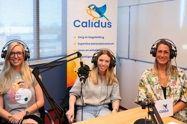 De sprekers van podcast aflevering drie: uit je hoofd, in je bed